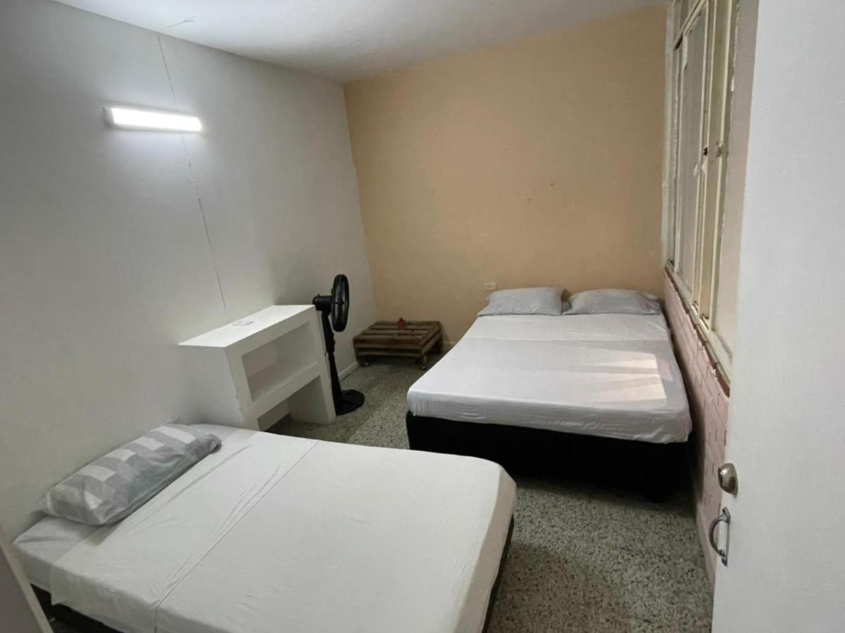 La Clave Hostel & Rooftop Кали Экстерьер фото